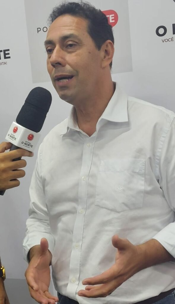 Em Nota, prefeito Léo Bandeira tira dúvidas dos servidores sobre Pasep, Precatórios dos Professores e 13º Salário